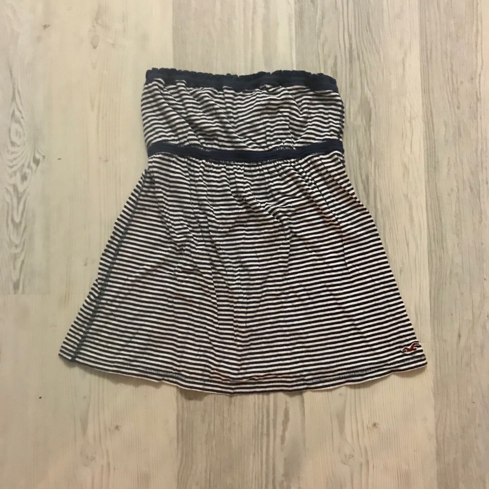 Hollister strapless top